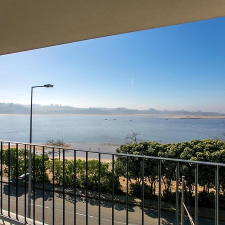 Lovelystay - Luxury 2Br Duplex Apartment In Foz Porto Buitenkant foto