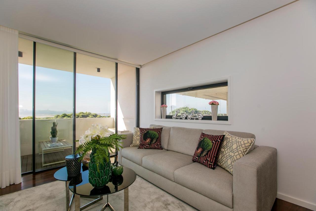 Lovelystay - Luxury 2Br Duplex Apartment In Foz Porto Buitenkant foto