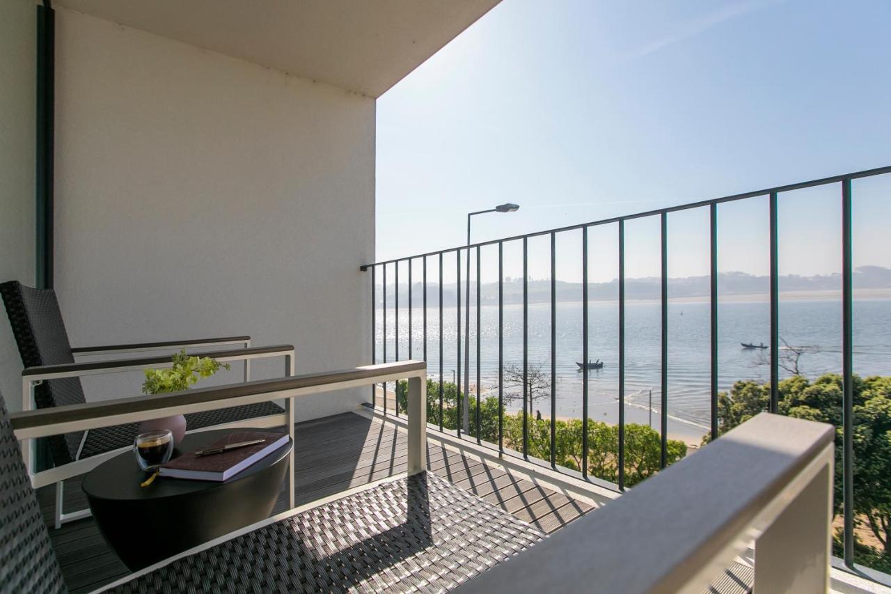 Lovelystay - Luxury 2Br Duplex Apartment In Foz Porto Buitenkant foto